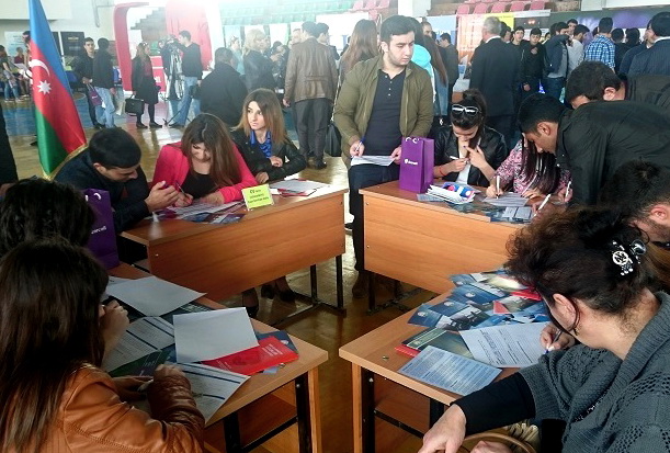 В Баку пройдет ярмарка труда для студентов