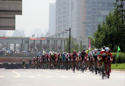 Велосипедист Synergy Baku занял 6-е место на стартовом этапе гонки по Китаю