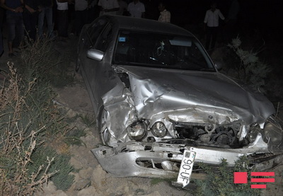 В Сабирабаде произошло тяжелое ДТП, 1 погибший, 4 раненых - ФОТО