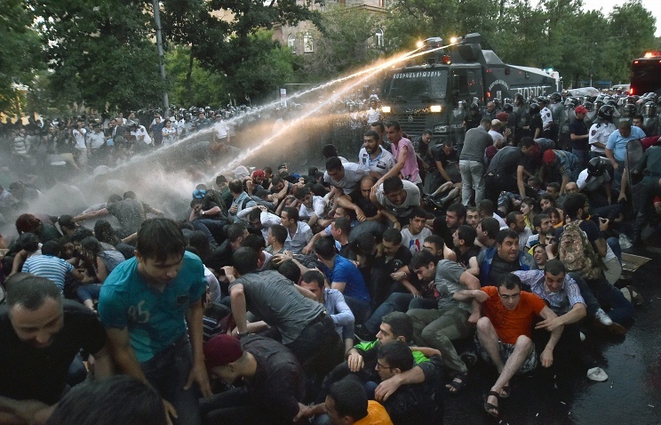 Полиция Еревана не приемлет ультиматумов со стороны демонстрантов