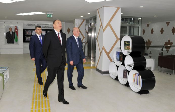 Ильхам Алиев принял участие в открытии Низаминского центра ASAN xidmət - ФОТО - ВИДЕО