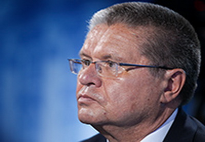 Улюкаев исключил резкие колебания рубля до конца года