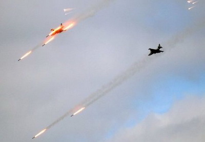 Боевая авиация нанесла удары по целям ИГИЛ в Сирии - СМИ