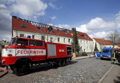 Reuters: Германия пытается обуздать вал поджогов лагерей беженцев