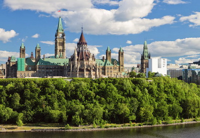 Премьер Канады распустил парламент и назначил выборы на 19 октября