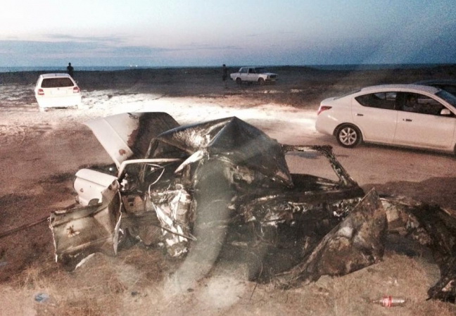 В Баку в результате столкновения нескольких автомобилей погиб водитель и его внук – ОБНОВЛЕНО – ФОТО - ВИДЕО