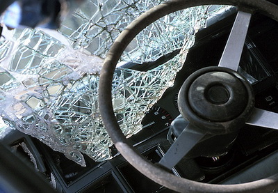 В Азербайджане автомобиль упал в водоканал, водитель погиб