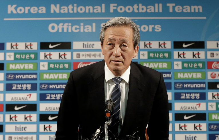 Кандидат в президенты ФИФА отстранен от футбольной деятельности