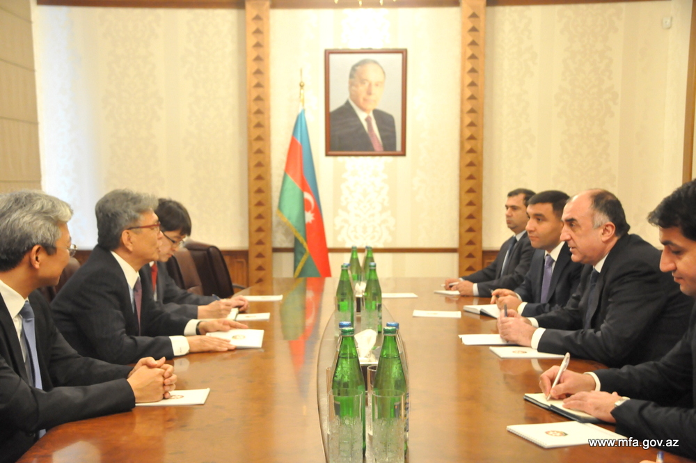 Эльмар Мамедъяров встретился с послом Южной Кореи в Баку