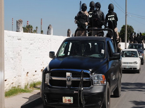 Одиннадцать человек погибли в перестрелке бандитов и полиции в Мексике