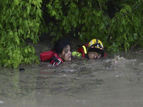 Три человека погибли в результате наводнений в Техасе