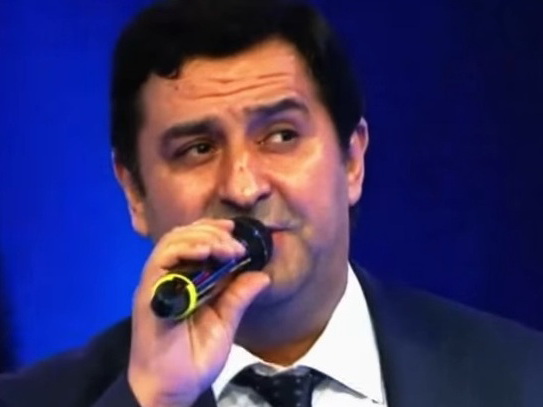 45-летний азербайджанский певец исполнил на шоу «O səs Türkiyə» знаменитую песню Джахангира Джахангирова