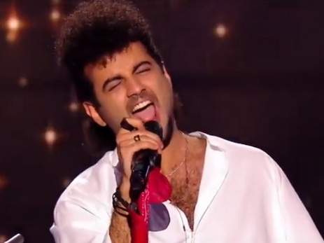 Азербайджанец поразил жюри на конкурсе The Voice (France) исполнением песни The Wicked Game Криса Айзека с таром - ВИДЕО