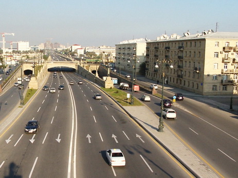 Изменен скоростной режим на одном из центральных проспектов Баку