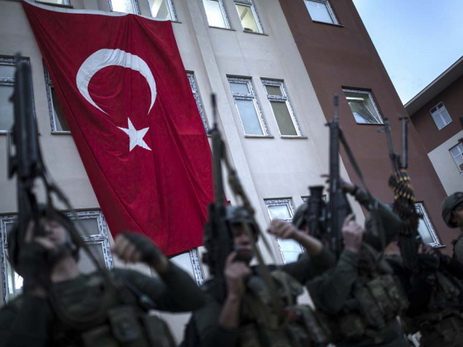 Турецкие власти выводят из Юксекова некоторые спецподразделения
