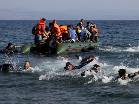 У берегов Ливии затонуло судно с беженцами, 88 человек спасены