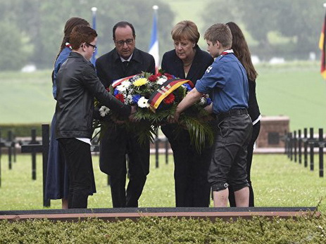 Олланд и Меркель на встрече в Вердене призвали защищать Европу