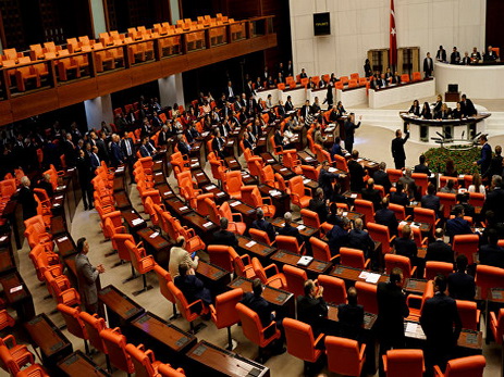 Депутатов турецкого парламента лишили неприкосновенности