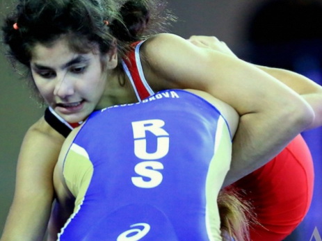 Азербайджанская спортсменка стала серебряным призером чемпионата Европы по борьбе - ВИДЕО