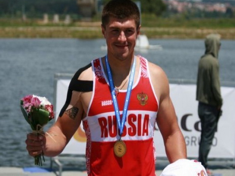 Бывший гребец сборной Азербайджана выиграл золото чемпионата Европы для России