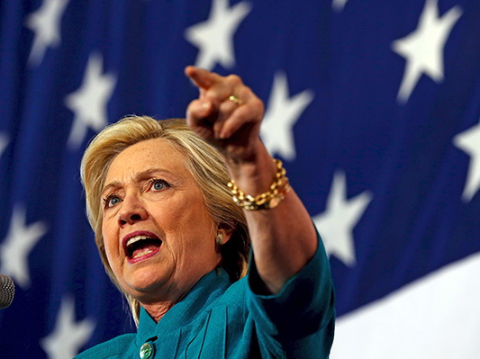 Клинтон пообещала отказаться от личной электронной почты в Белом доме