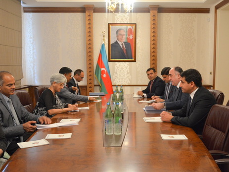 В Баку были обсуждены вопросы азербайджано-индийского сотрудничества