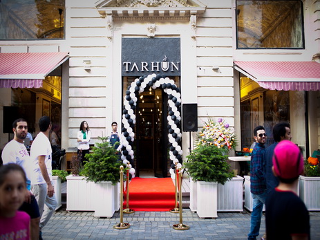 В центре Баку состоялось торжественное открытие ресторана «Tarhun» - ФОТО
