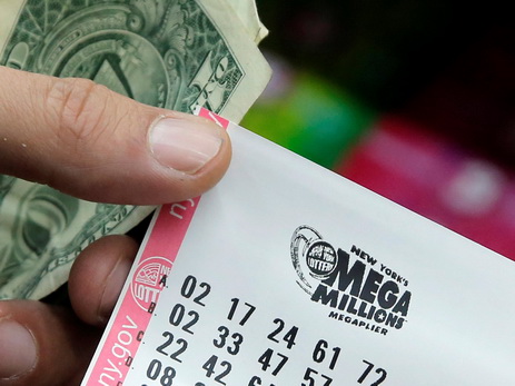 Семейная пара из США выиграла в лотерею 536 миллионов долларов