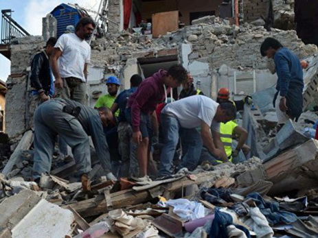 Число жертв землетрясения в Италии выросло до 281 человека