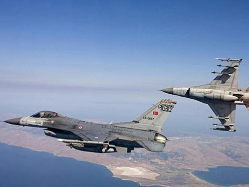 ВС Турции уничтожили 21 цель террористов в Сирии