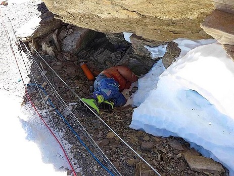 Ölüm zirvəsi: Everestdə həlak olanların şokedici görüntüləri – FOTO
