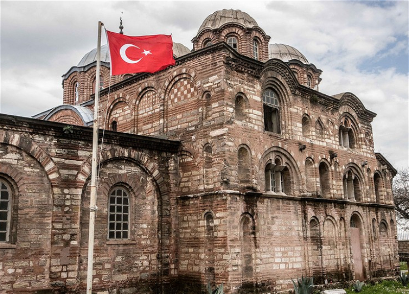 В Турции откроют для богослужений мечеть Карие