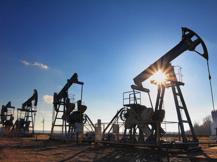 Нефть дорожает на фоне снижения запасов в США