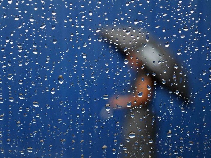 На Абшероне во вторник туманно и дождливо