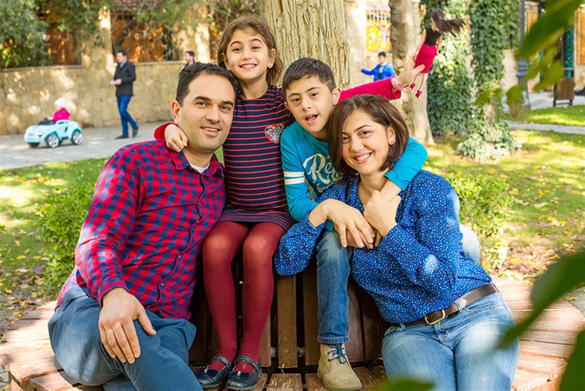 Одинаковая разная жизнь. Блогеры из Азербайджана семья и родственники.