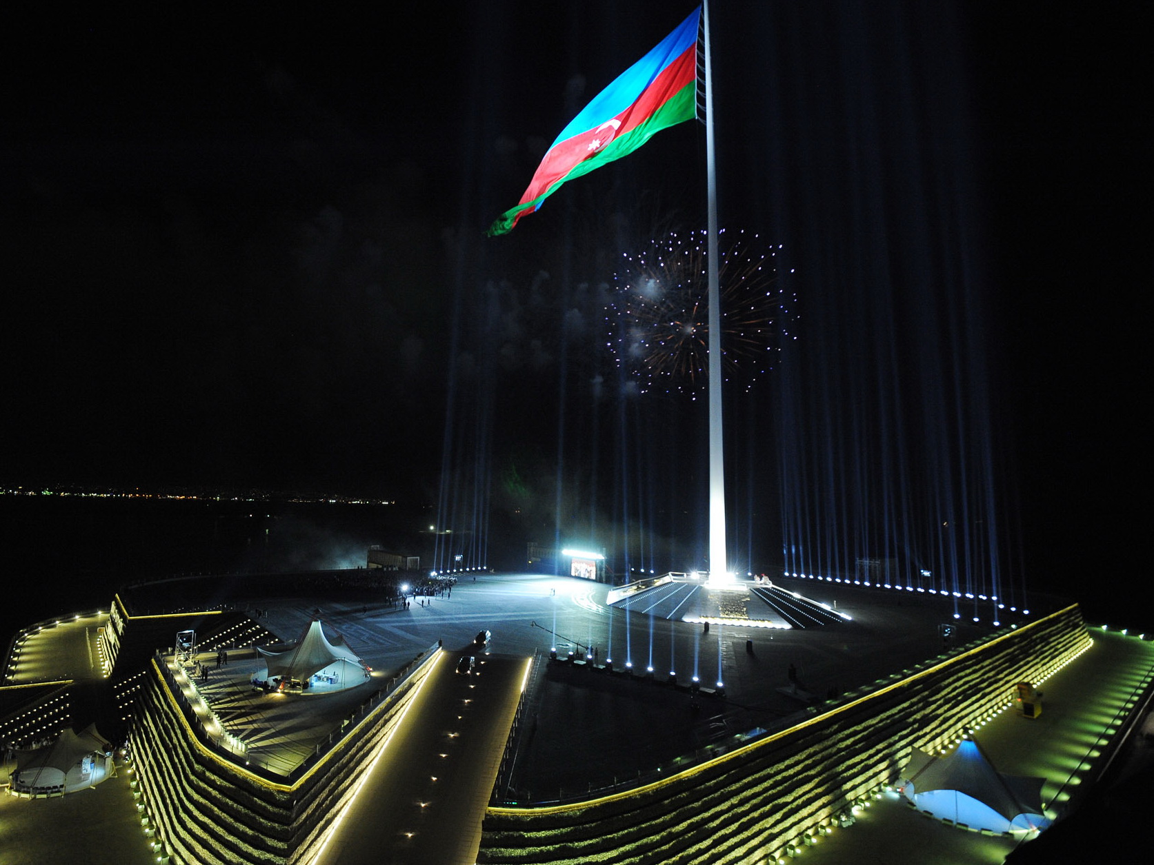 Развитие и прогресс: Главные геополитические итоги 2017 года в Азербайджане