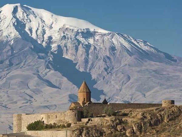 Armenia is an aggressor and destroyer of holy mosques, it cannot be a friend of any Muslim country - Daily Times