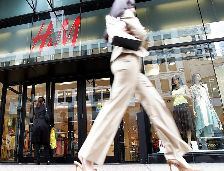 Məşhur reper irqçi reklama görə H&M şirkəti ilə əməkdaşlığı dayandırdı – FOTO