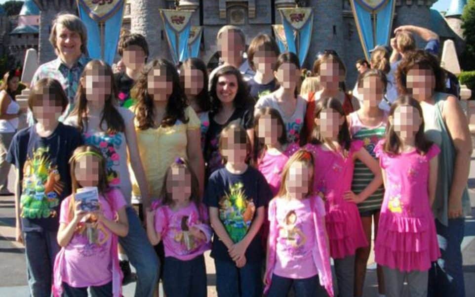 Родители держали 13 детей на цепи: Подробности калифорнийского скандала – ФОТО – ВИДЕО | 1news.az | Новости