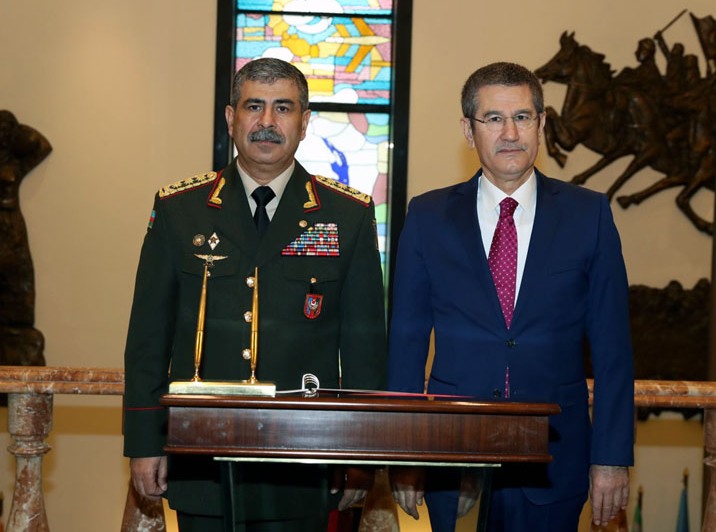Müdafiə naziri Zakir Həsənov türkiyəli həmkarı ilə görüşüb – FOTO