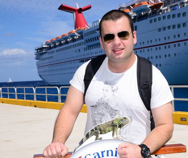 Фарид Мусабеков о работе мечты: «Ты отдыхаешь на Багамах и получаешь за это деньги» - ФОТО - ВИДЕО