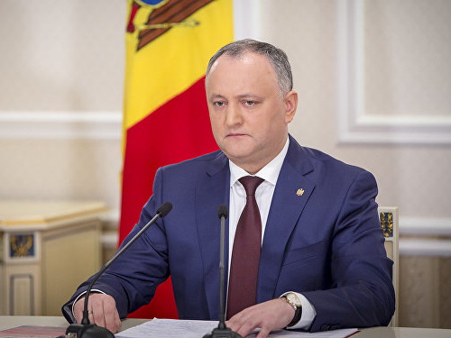 Президент Молдовы поздравил Президента Ильхама Алиева