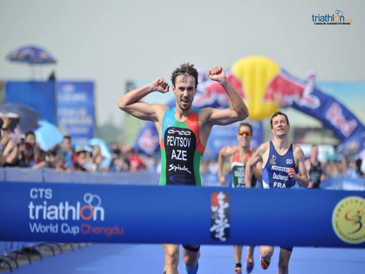 Azərbaycanlı triatlonçu Dünya Kubokunda qızıl medal qazanıb