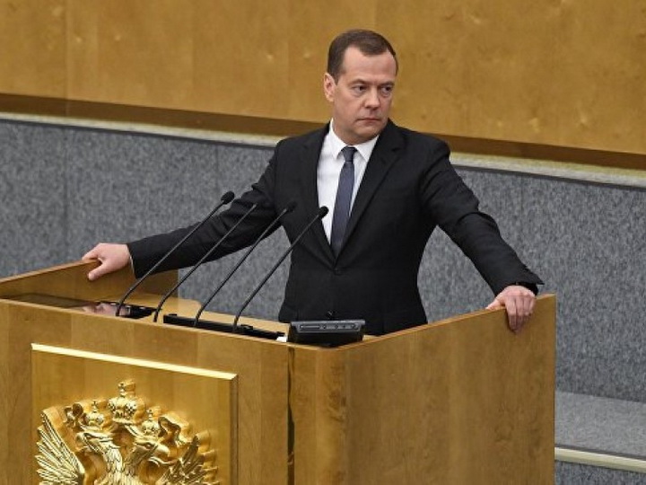 Dmitri Medvedev yenidən Rusiyanın baş naziri seçilib