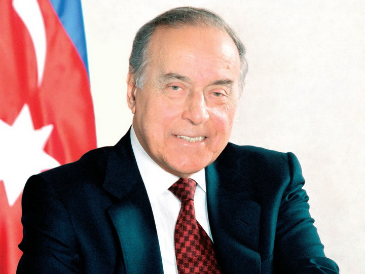 Фарид Джафаров: «Гейдар Алиев сыграл незаменимую роль в развитии азербайджанской молодежи»