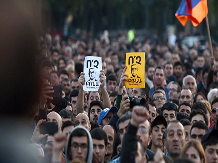 Ermənistanda növbəti hay-küy: təcriddən yalançı qurtuluş planları