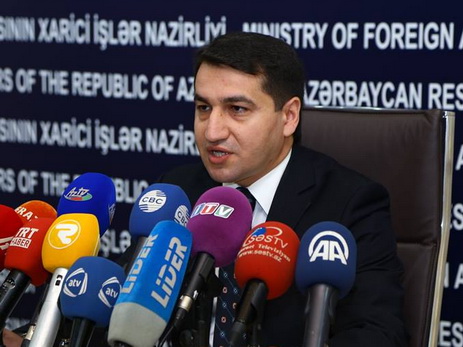 Hikmət Hacıyev: Ermənistan baş nazirinin oğlu Qarabağda əsgərlik etməsi beynəlxalq hüquqa ziddir