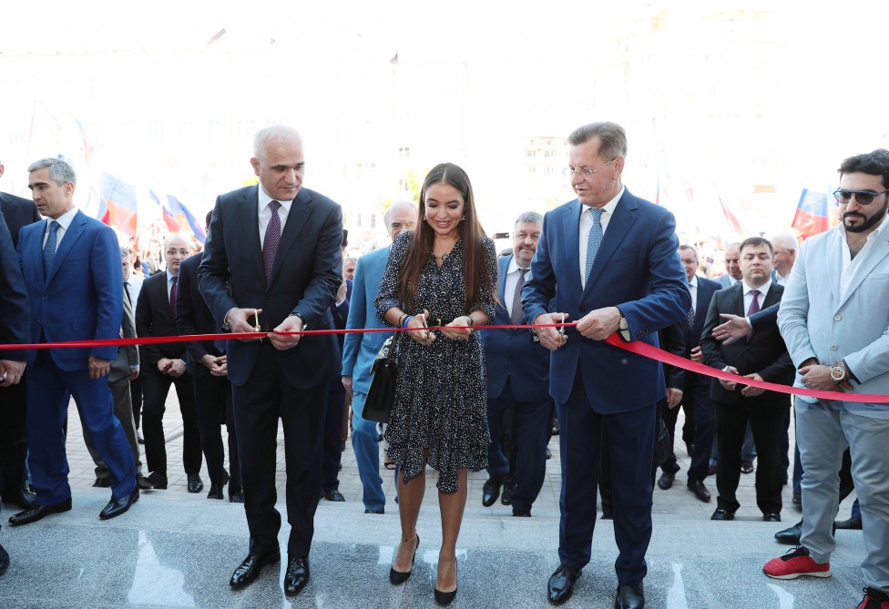 Rusiyanın Həştərxan şəhərində Azərbaycan Biznes Mərkəzinin açılışı olub - FOTO