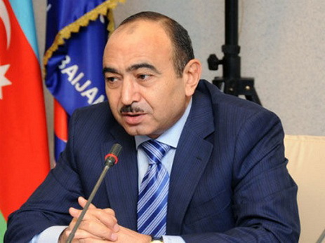 Əli Həsənov: Azərbaycanda dini etiqad hər kəsin şəxsi işidir