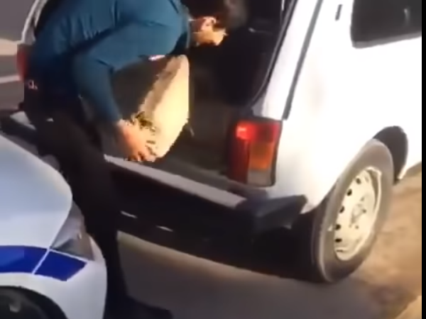В Баку  владельцы автомобилей «Нива» нашли способ обойти закон – ВИДЕО